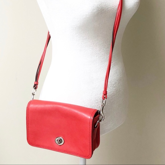 Coach Classic Small Orange Bag. - Picture 2 of 7